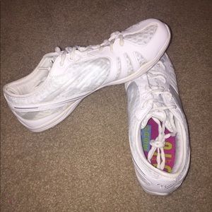 Varsity Last Pass cheer shoes